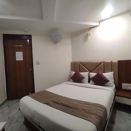 Hotel Earth Inn, Subhash Bridge, Rto Circle, Ahmedabad Luaran gambar