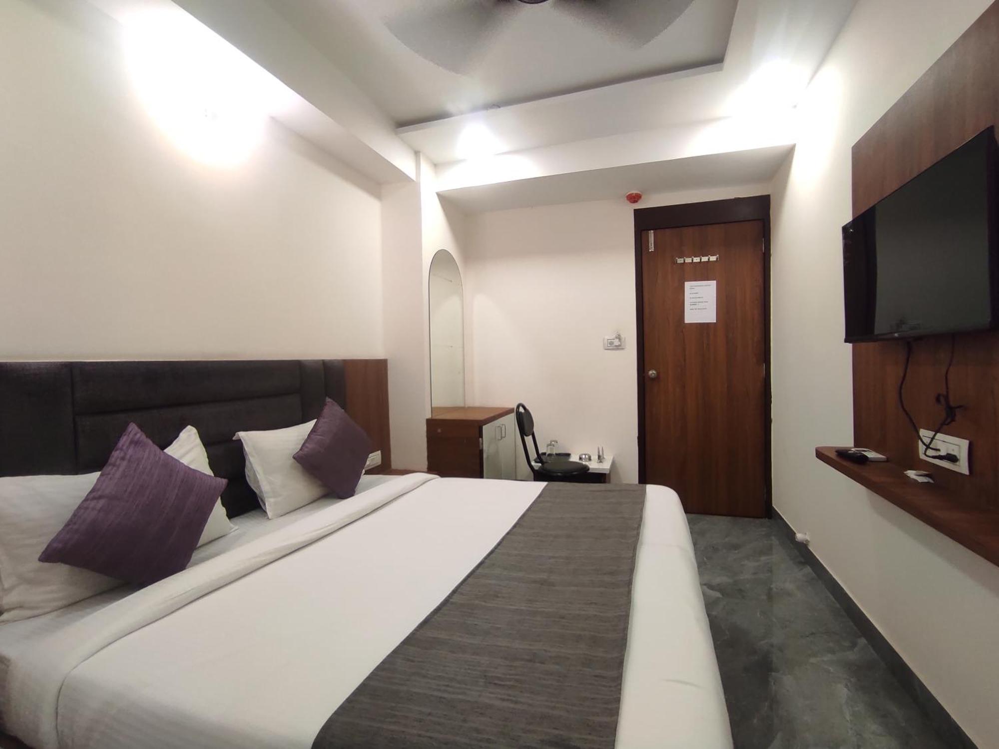 Hotel Earth Inn, Subhash Bridge, Rto Circle, Ahmedabad Luaran gambar